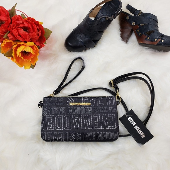 Steve Madden NWT Logo Charging Crossbody - Picture 1 of 5